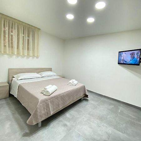 The Gate Apartment Naples Luaran gambar